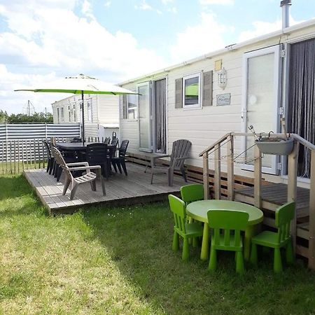 Luxe Vakantiechalet Met Omheinde Tuin Bredene 6Pers Esterno foto