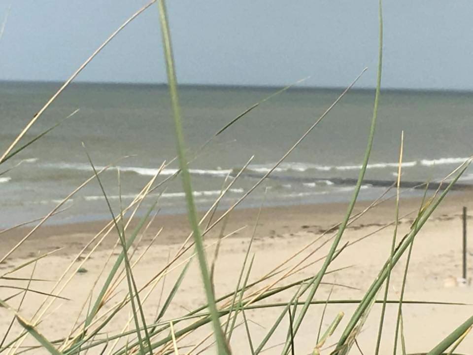 Luxe Vakantiechalet Met Omheinde Tuin Bredene 6Pers Esterno foto