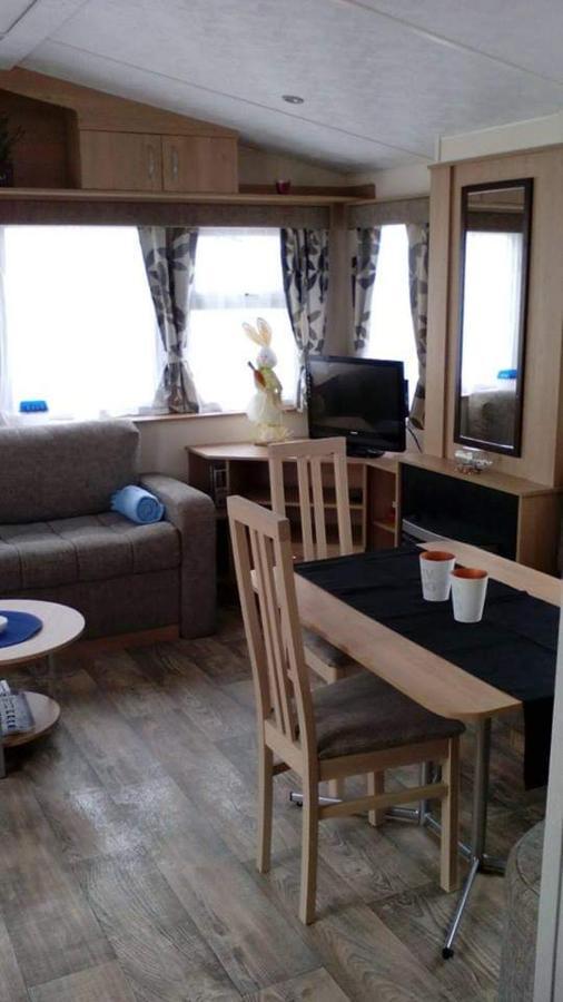 Luxe Vakantiechalet Met Omheinde Tuin Bredene 6Pers Esterno foto