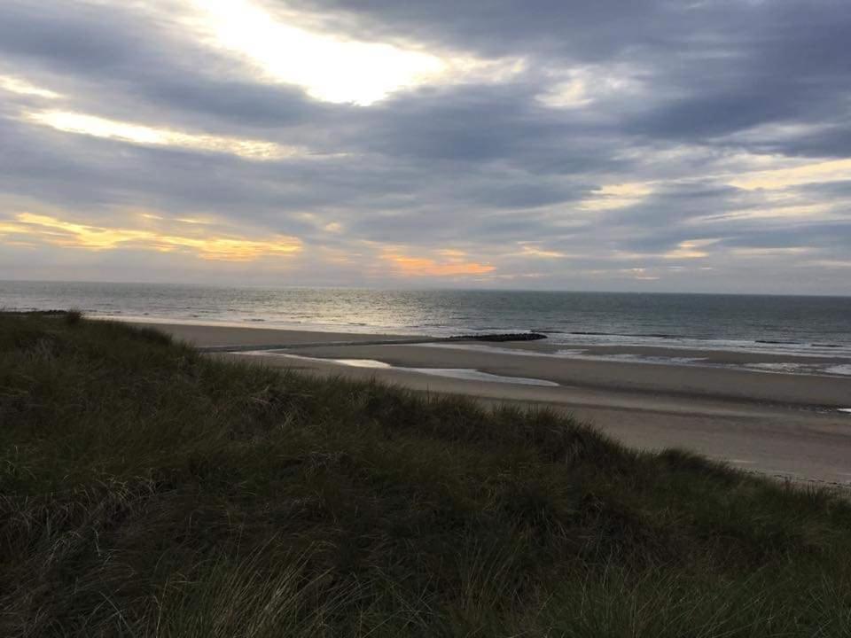 Luxe Vakantiechalet Met Omheinde Tuin Bredene 6Pers Esterno foto